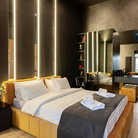 Aristo Jacuzzi Hotel 利沃夫 外观 照片